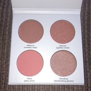 Seraphine Botanicals Happy Hibiscus Luminizer & Blush Palette